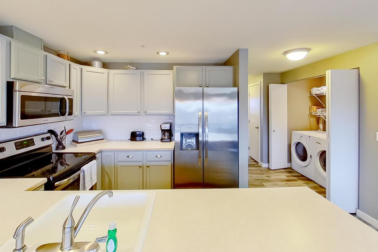Park Pointe Mutual Apartment Челан Екстериор снимка