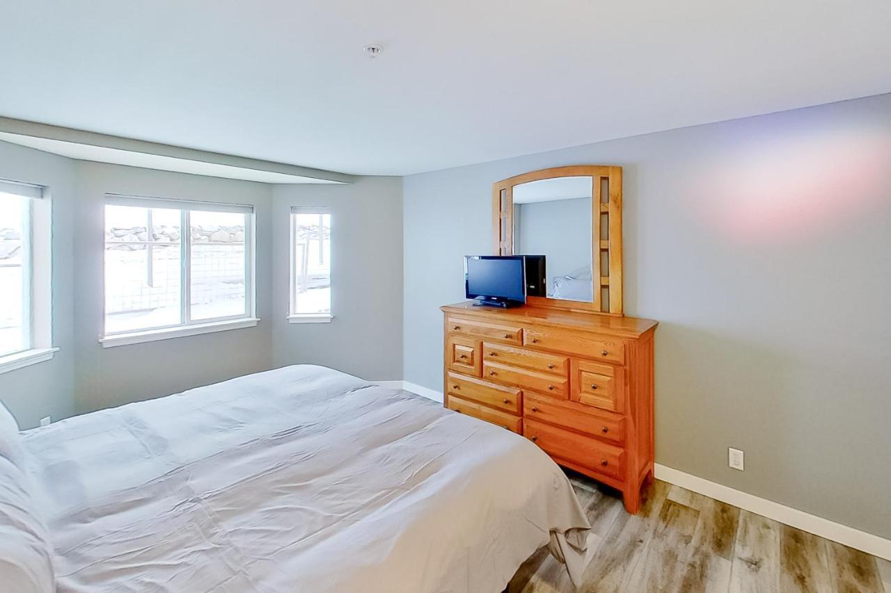 Park Pointe Mutual Apartment Челан Екстериор снимка
