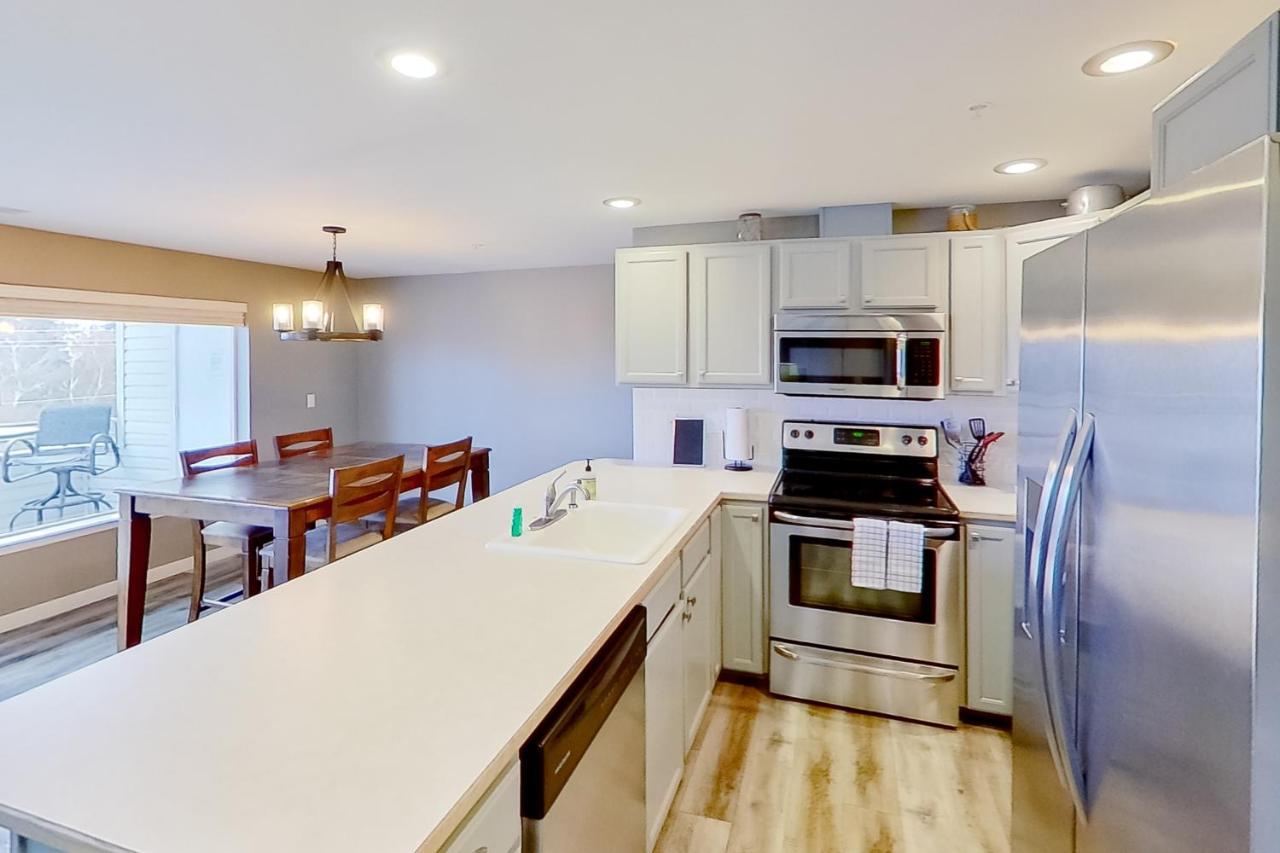 Park Pointe Mutual Apartment Челан Екстериор снимка